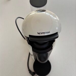 Nespresso Vertuo White Espresso/Coffee Maker